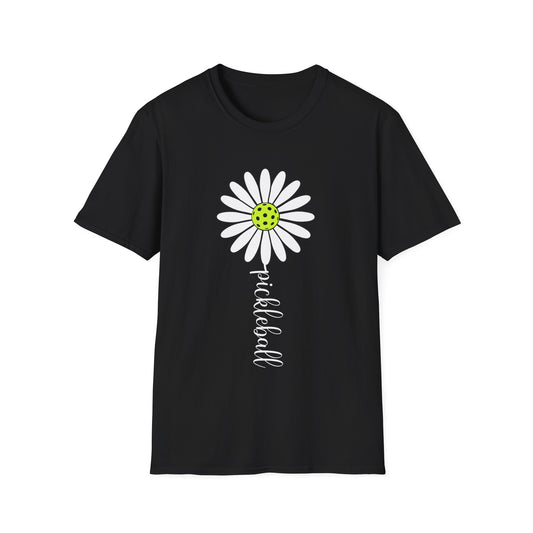 Daisy Graphic T-Shirt — Simple Yellow Center Floral Tee