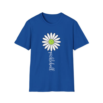 Daisy Graphic T-Shirt — Simple Yellow Center Floral Tee