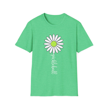 Daisy Graphic T-Shirt — Simple Yellow Center Floral Tee